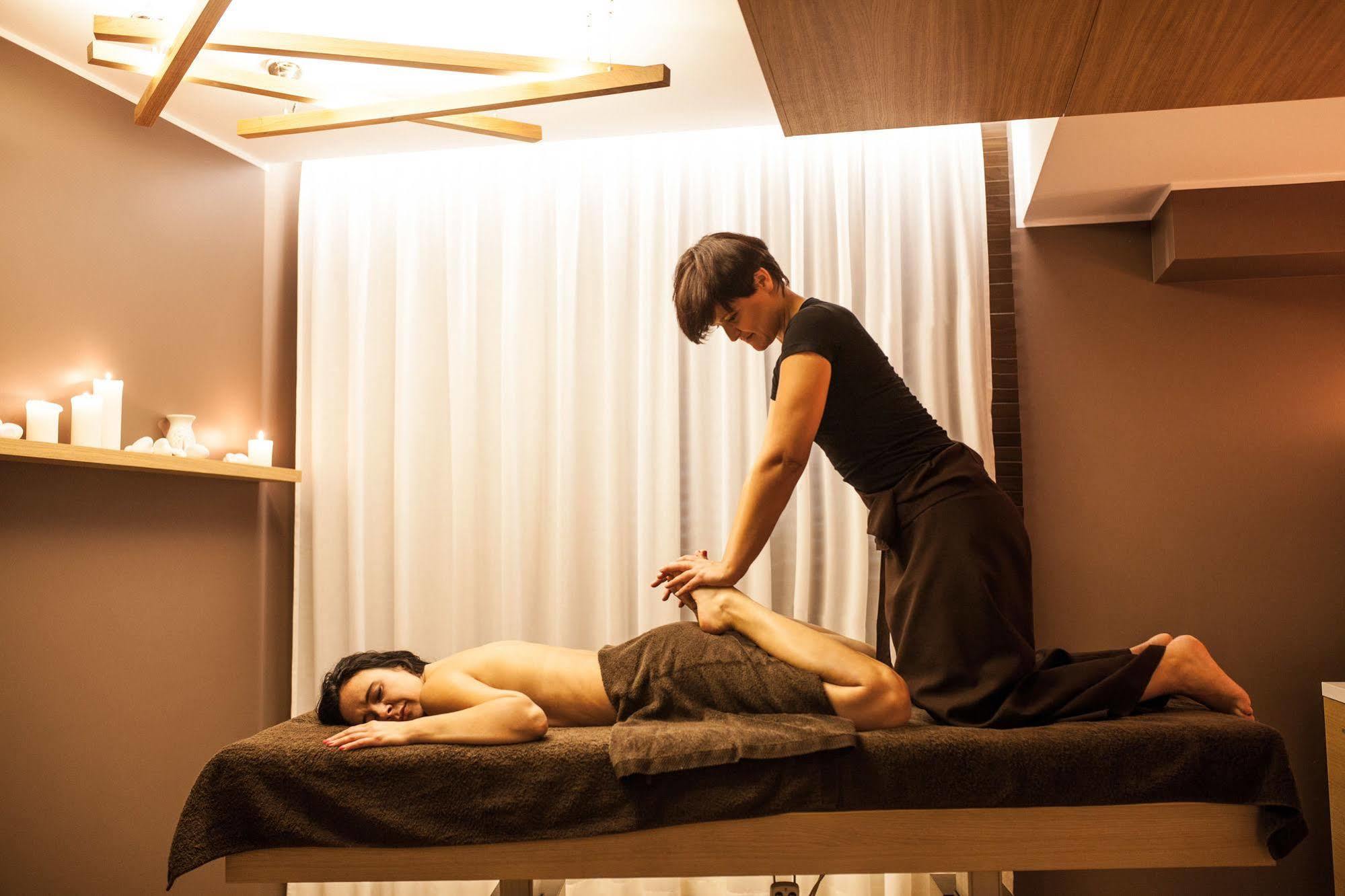SHIATSU – japanische Fingerdruck-Massage
